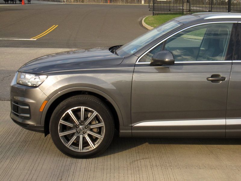 Used 2019 Audi Q7 3.0T Premium Plus w/ Premium Plus Package AWD/4WD image 7