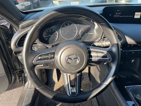Used 2022 MAZDA MAZDA3 s image 10