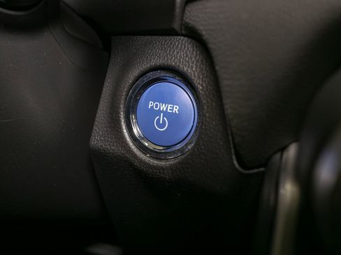 Used 2019 Toyota RAV4 XSE w/ Carpet Mat Package AWD/4WD image 31