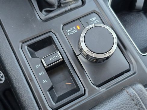 Used 2023 Toyota Tundra Limited image 68