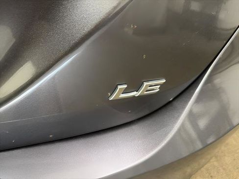 Used 2020 Toyota Camry LE FWD image 8