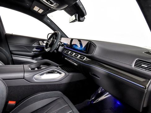 New 2026 Mercedes-Benz GLE 63 AMG S image 41