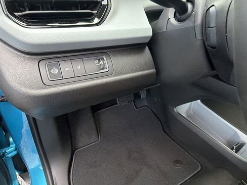 New 2027 Chevrolet Bolt LT w/ Comfort Package image 18