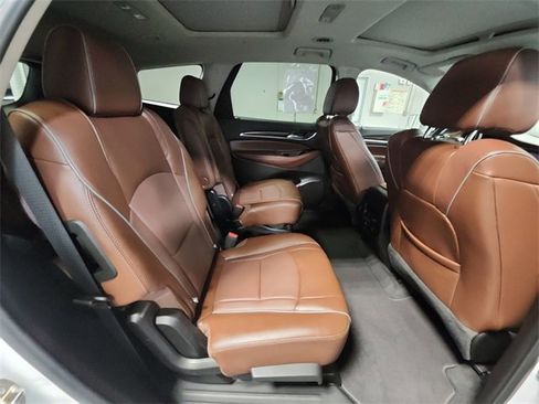Used 2019 Buick Enclave Avenir image 17