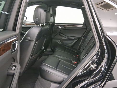 New 2026 Porsche Macan S image 13