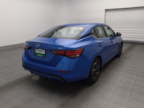 Used 2024 Nissan Sentra SV FWD image 9