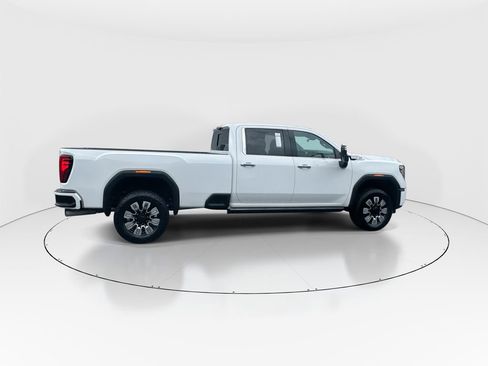Used 2024 GMC Sierra 3500 Denali w/ Denali Reserve Package image 10