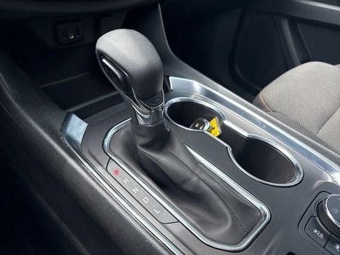 Certified 2021 Chevrolet Traverse LT AWD/4WD image 19