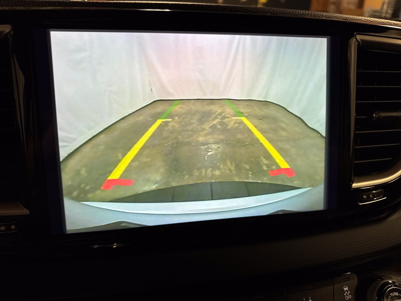 Used 2023 Chrysler Pacifica Touring-L FWD image 22