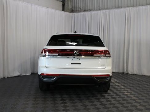 New 2026 Volkswagen Atlas Cross Sport SE image 21