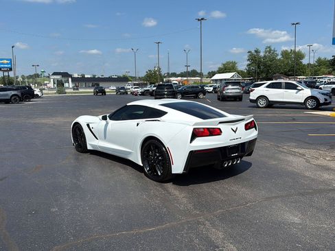 Used 2019 Chevrolet Corvette Stingray Coupe w/ Battery Protection Package RWD image 5