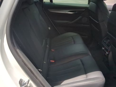 Used 2019 BMW X6 sDrive35i RWD image 22
