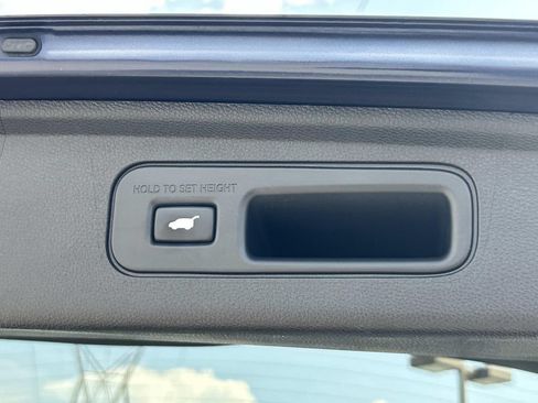 Used 2024 Honda Odyssey EX-L image 16