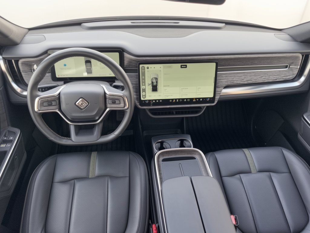 Used 2026 Rivian R1S Adventure Dual AWD/4WD image 17
