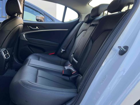 Used 2026 Genesis G70 2.5T RWD image 88