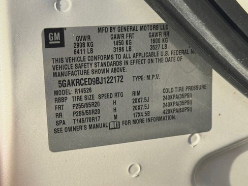 Used 2011 Buick Enclave CXL image 34