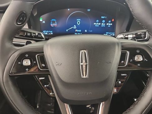 Used 2023 Lincoln Corsair AWD w/ Equipment Group 101A image 12