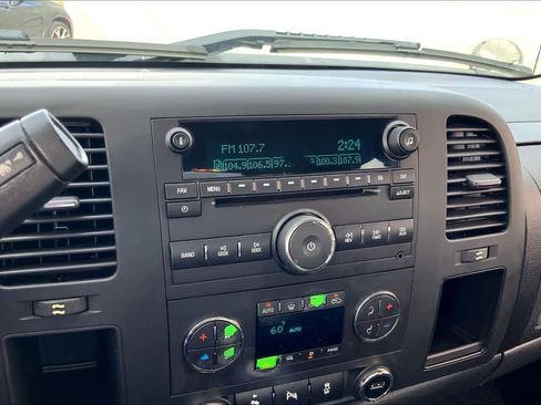 Used 2013 GMC Sierra 1500 SLE image 23