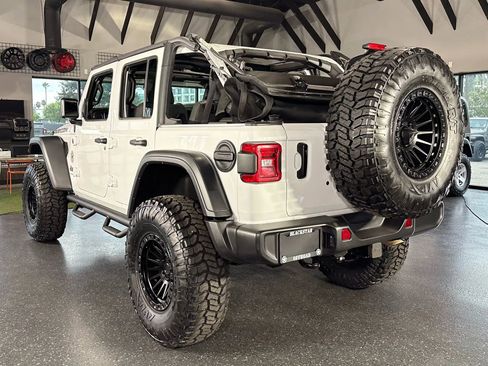 Used 2024 Jeep Wrangler Unlimited Rubicon w/ Convenience Group image 18