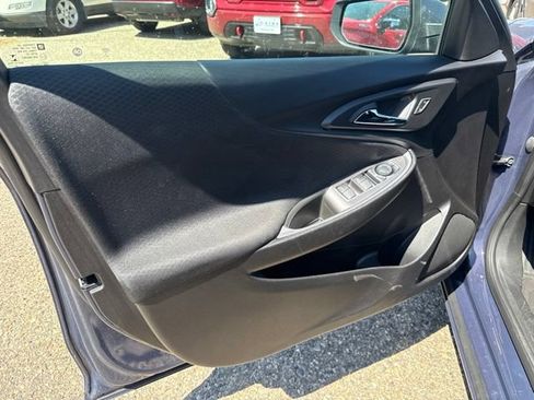 Used 2025 Chevrolet Malibu LT FWD image 25