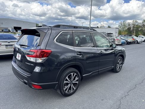 Used 2019 Subaru Forester Limited AWD/4WD image 28