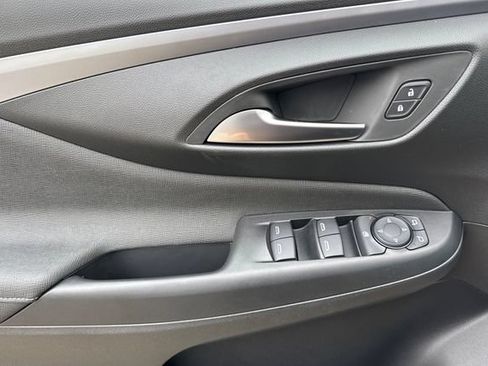 New 2026 Buick Envista Preferred w/ Advanced Safety Package FWD image 11