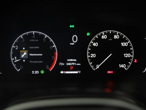 Used 2023 Honda Pilot TrailSport image 24