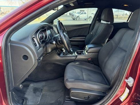 Used 2018 Dodge Charger R/T image 13