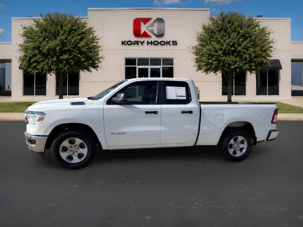 Used 2024 RAM 1500 Lone Star RWD image 2