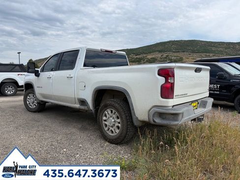 Used 2022 Chevrolet Silverado 2500 LT w/ Convenience Package AWD/4WD image 5