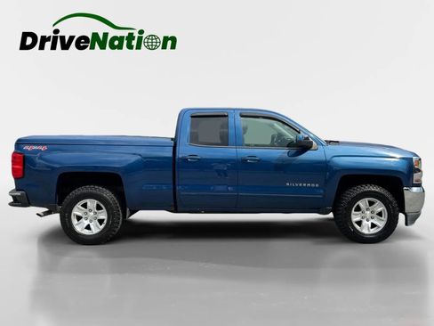 Used 2017 Chevrolet Silverado 1500 LT w/ All Star Edition AWD/4WD image 4