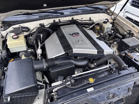 Used 2006 Lexus LX 470 4WD image 29