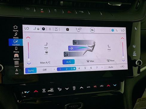 New 2026 Jeep Grand Cherokee Altitude AWD/4WD image 22