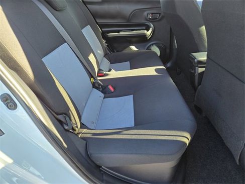 Certified 2018 Toyota Prius C Three image 15