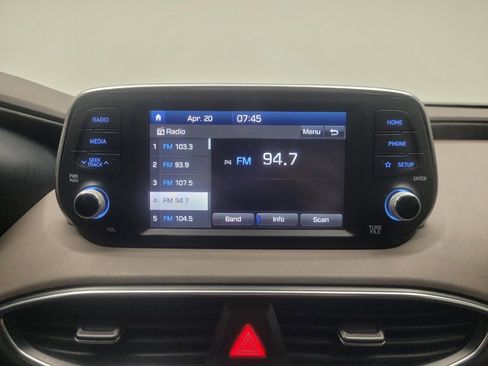 Used 2019 Hyundai Santa Fe SE FWD image 25