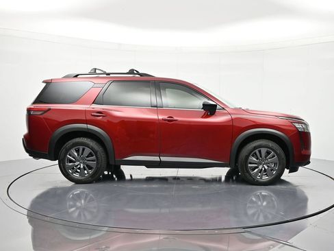 New 2026 Nissan Pathfinder SV image 5