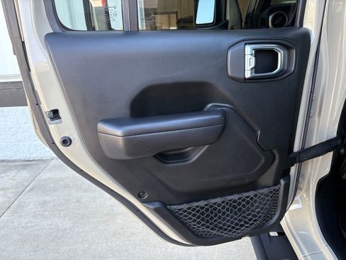 Used 2020 Jeep Gladiator Sport w/ Quick Order Package 24S image 34