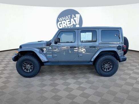 Used 2021 Jeep Wrangler Unlimited Sahara w/ Cold Weather Group AWD/4WD image 9