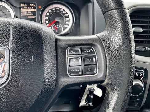 Used 2015 RAM 1500 Express AWD/4WD image 21