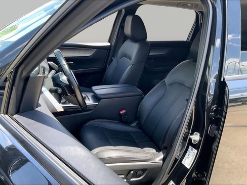 Used 2025 MAZDA CX-70 Plug-In Hybrid w/ Premium Pkg AWD/4WD image 8