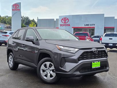 New 2025 Toyota RAV4 LE