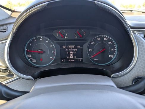 Used 2025 Chevrolet Silverado 1500 LTZ image 29