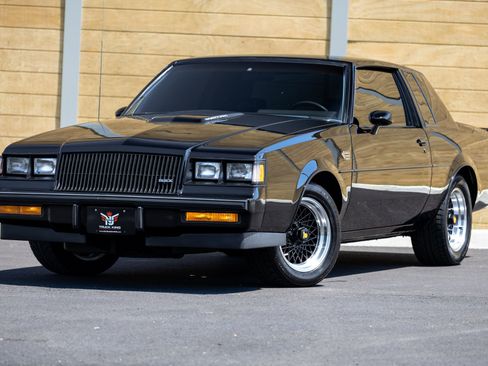 Used 1987 Buick Regal Coupe RWD image 3