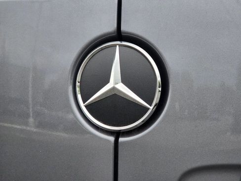 New 2025 Mercedes-Benz Sprinter 2500 image 10