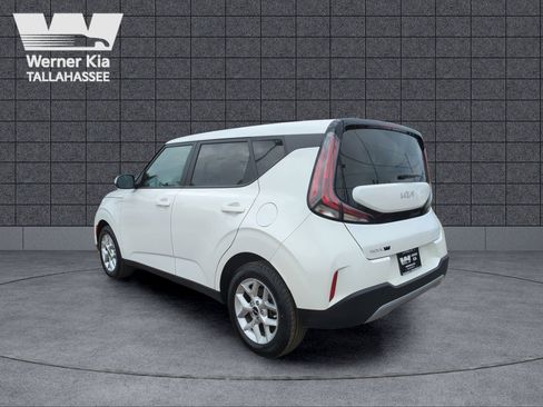 Certified 2024 Kia Soul LX w/ Option Group 015 image 7