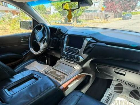 Used 2015 Chevrolet Tahoe LTZ AWD/4WD image 10