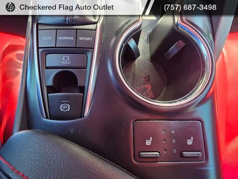 Used 2019 Toyota Camry XSE w/ Navigation Package FWD image 20