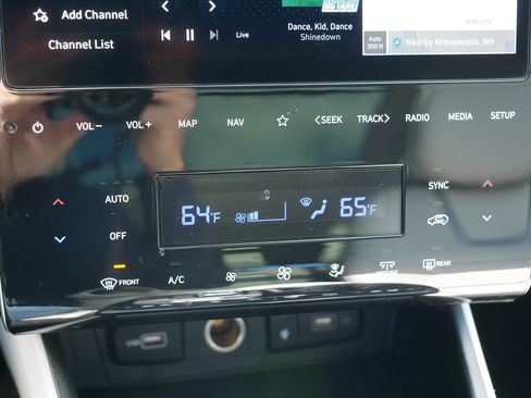 Certified 2023 Hyundai Tucson Limited AWD/4WD image 23