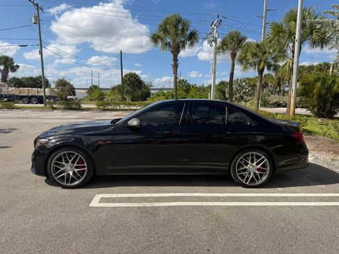 Used 2018 Mercedes-Benz E 63 AMG S image 4