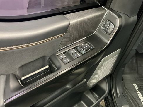 Used 2022 Ford F150 Platinum w/ Equipment Group 701A High image 16